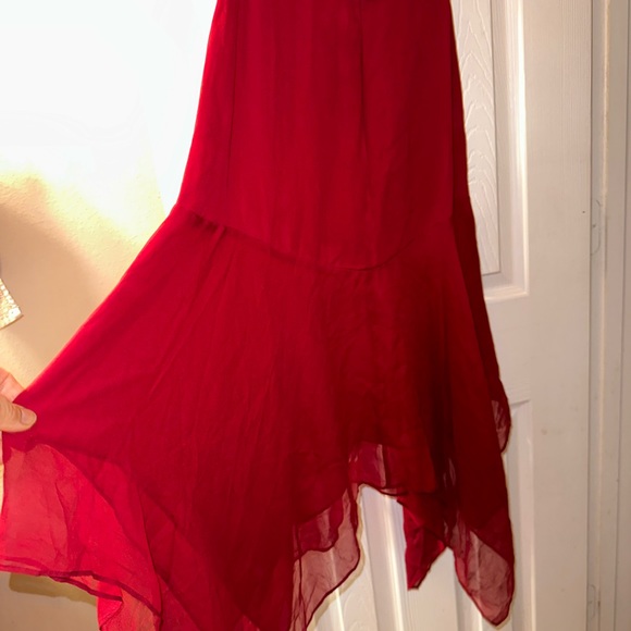 BCBG max Mara, gorgeous red dress - Picture 11 of 16